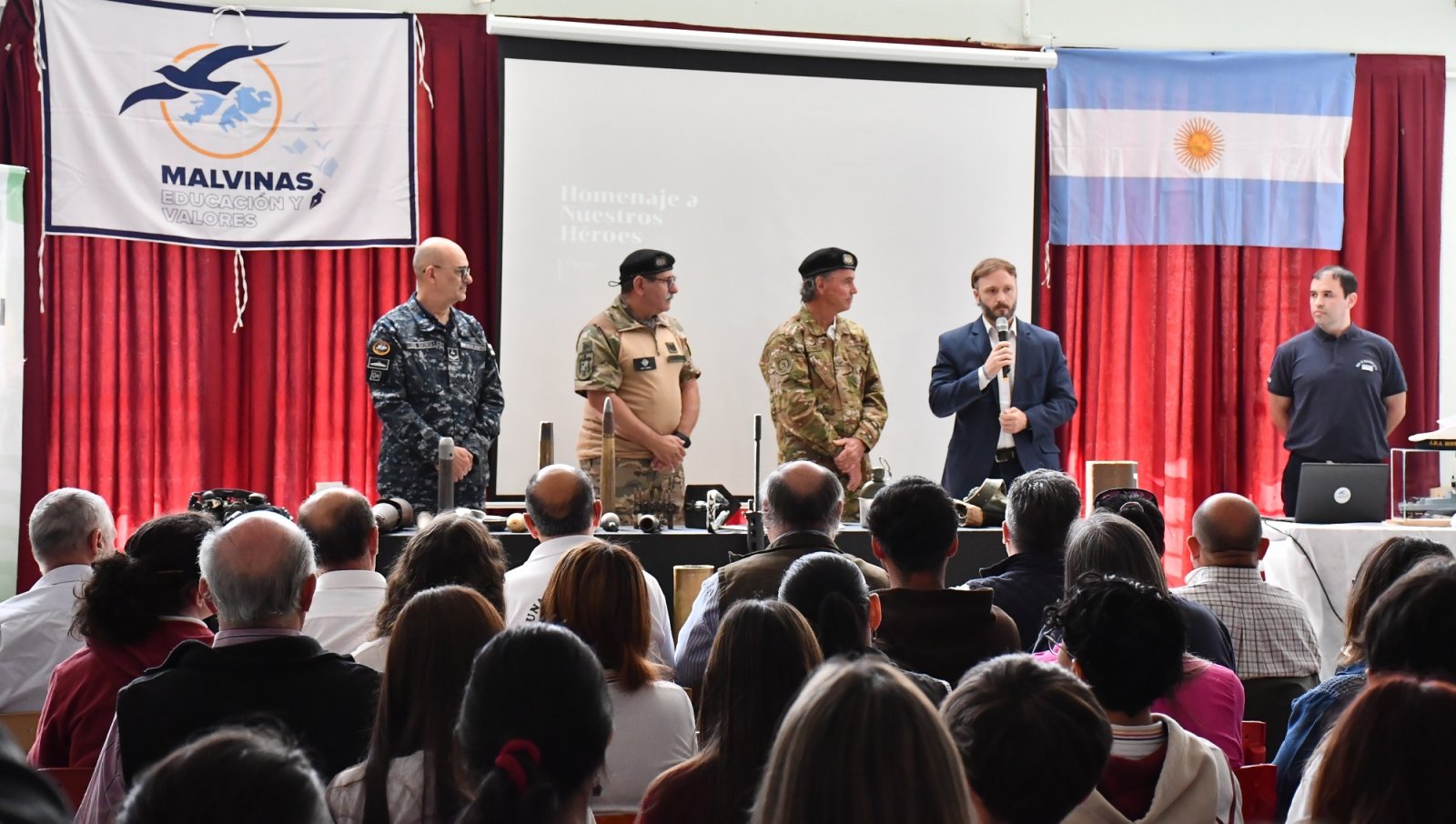 “MALVINAS, EDUCACIÓN Y VALORES”: HISTORIA Y RECONOCIMIENTO A QUIENES DEFENDIERON LA SOBERANÍA NACIONA L