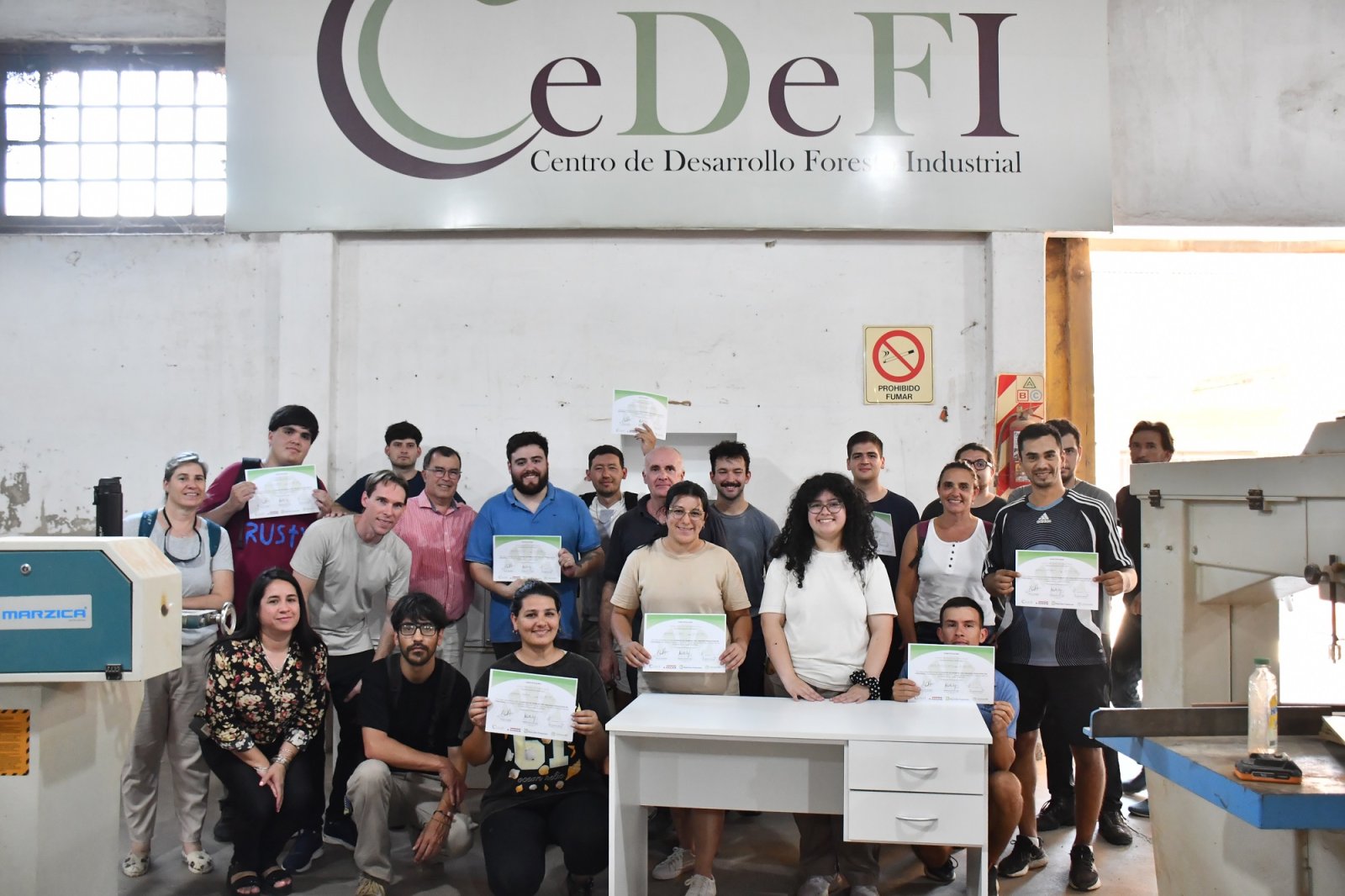 FINALIZÓ EL CURSO DE ARMADO DE MUEBLES CON TABLEROS PRODUCIDOS EN CONCORDIA