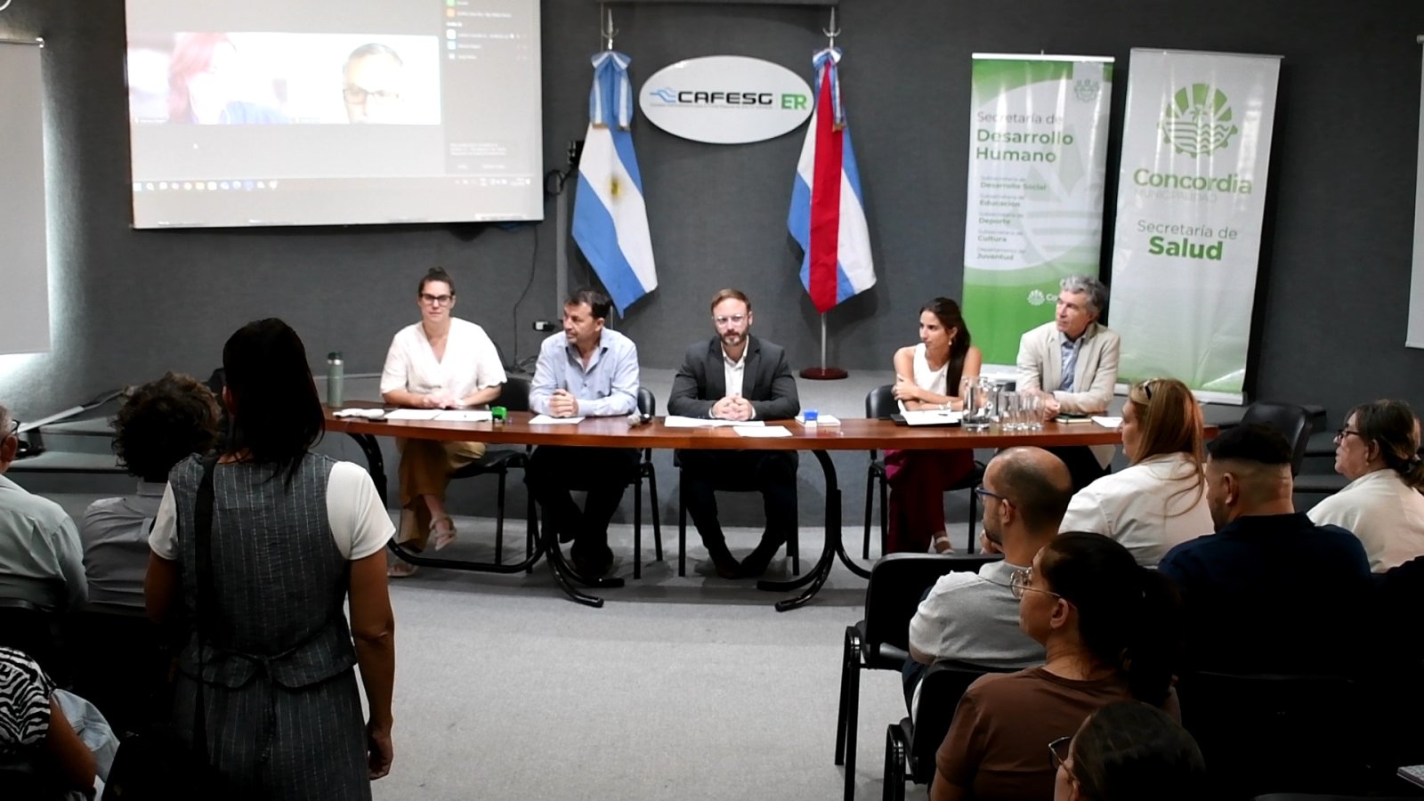 SE DESARROLLÓ UNA JORNADA DE FORMACIÓN EN NUTRICIÓN PARA LA PRIMERA INFANCIA DESTINADA A PROFESIONALES D E LA SALUD MUNICIPAL Y PROVINCIAL