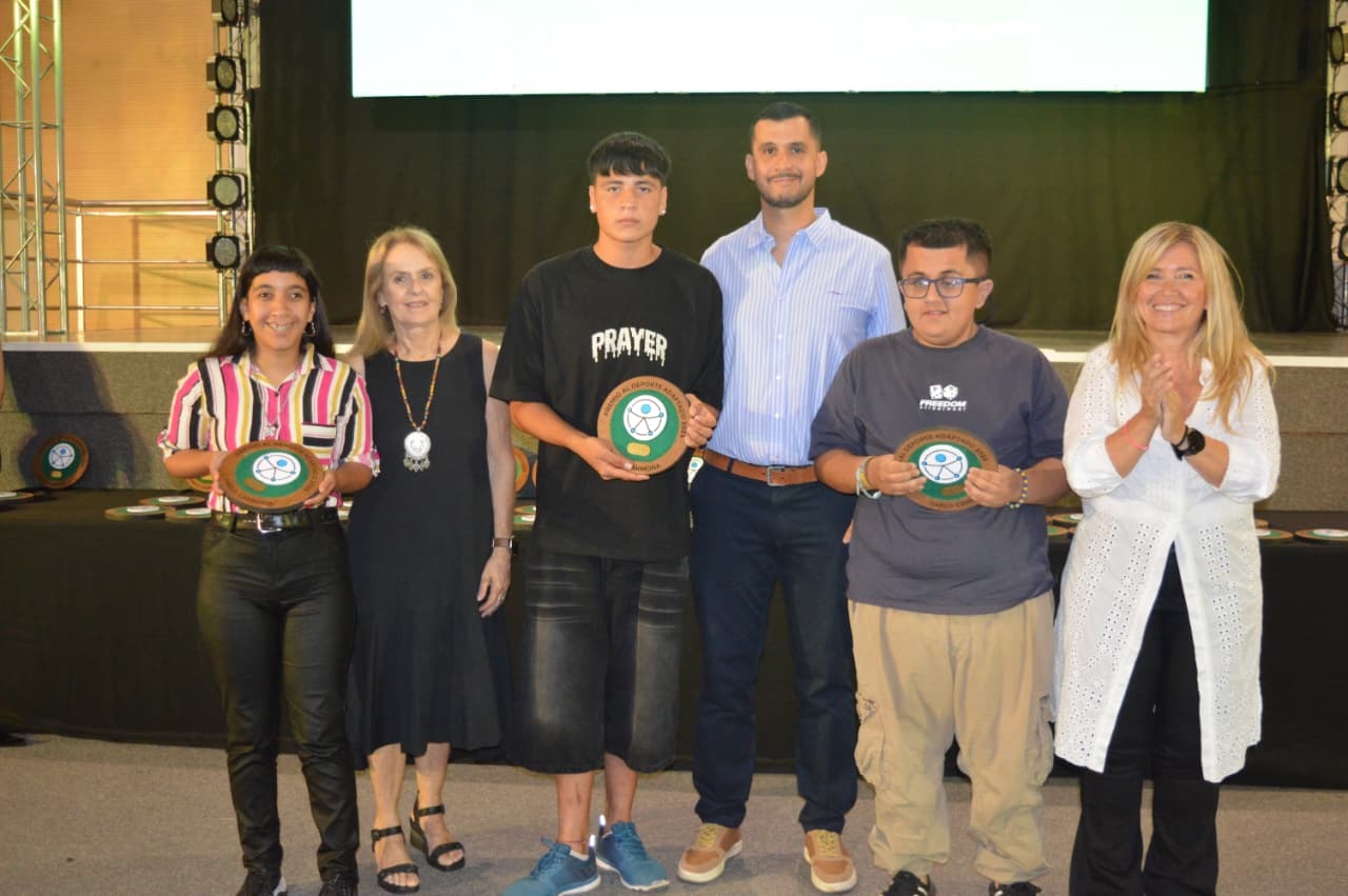 SE REALIZÓ LA ENTREGA DE LOS PREMIOS AL DEPORTE ADAPTADO “PABLO CARMONA”