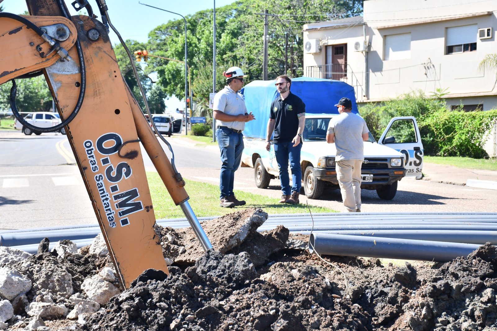 EDOS AVANZA CON LA EXTENSIÓN DE LA RED DE AGUA QUE BENEFICIARÁ AL BARRIO PAMPA SOLER