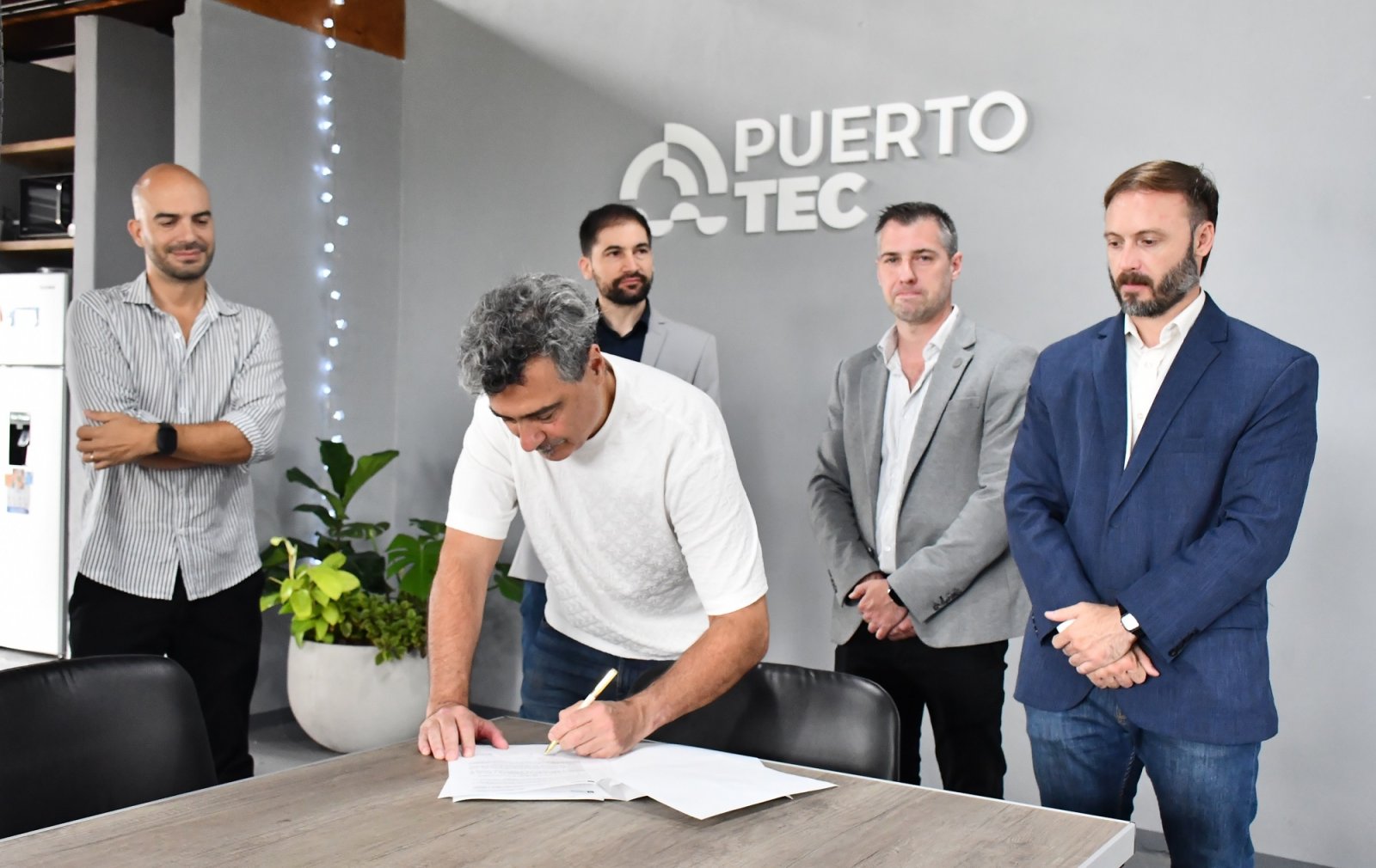 SE INSCRIBIÓ LA PRIMERA EMPRESA AL REGISTRO MUNICIPAL DE LA ECONOMÍA DEL CONOCIMIENTO