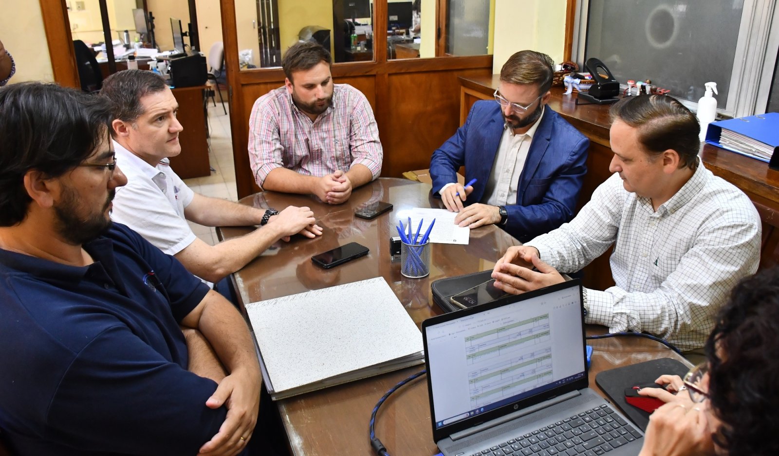 SE REALIZÓ LA APERTURA DE OFERTAS PARA LA REPAVIMENTACIÓN DE CALLE DOCTOR SAURÉ