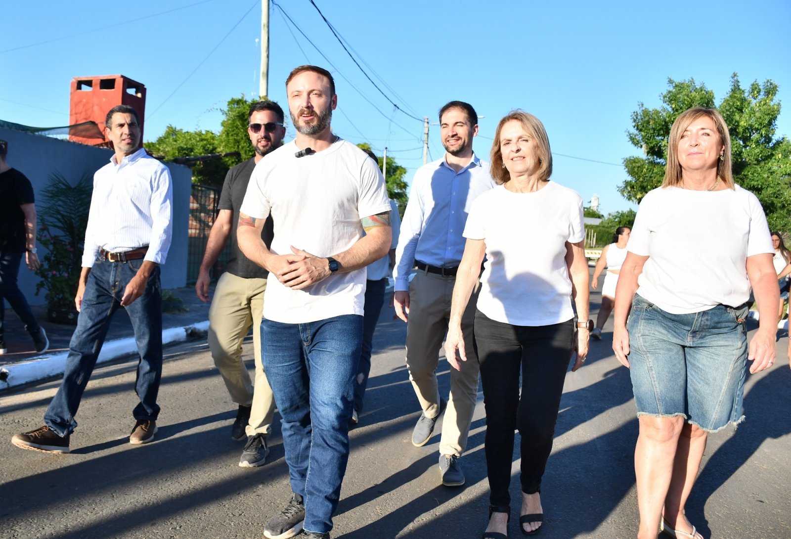 EL INTENDENTE AZCUÉ INAUGURÓ LA OBRA DE REPAVIMENTACIÓN DE CALLE JUVENTUD UNIDA DE BENITO LEGERÉN