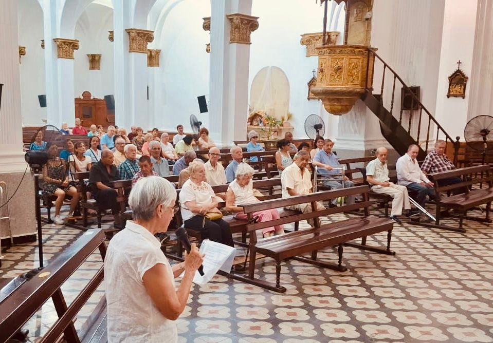 SE REALIZÓ EL JUBILEO DE LOS ABUELOS EN LA CATEDRAL DE CONCORDIA
