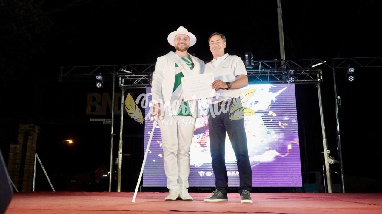 EMPERATRIZ PRESENTÓ SUS FIGURAS Y EL CARNAVAL DE CONCORDIA YA TIENE A SUS CUATRO COMPARSAS LISTAS