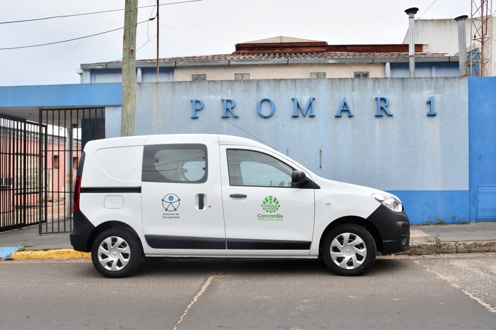DISCAPACIDAD ADQUIRIÓ UN VEHÍCULO 0KM QUE LE PERMITIRÁ BRINDAR UNA MAYOR Y MEJOR COBERTURA