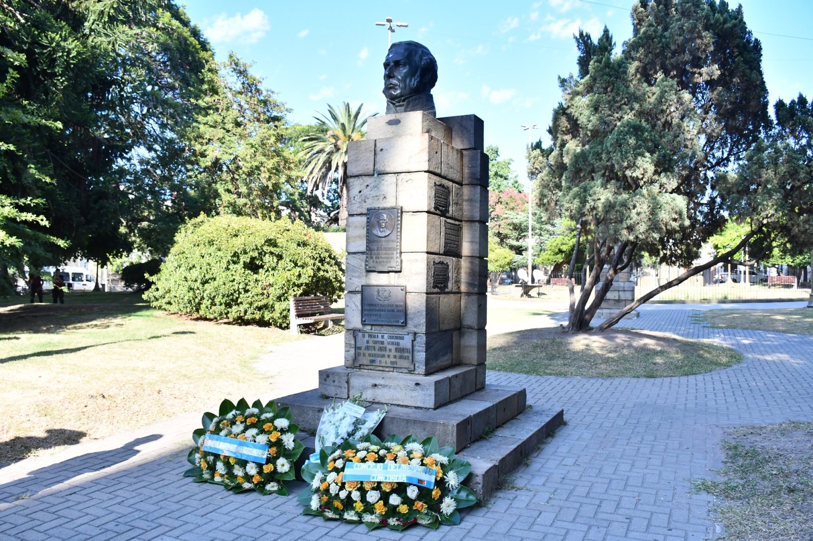 AZCUÉ ENCABEZÓ LOS ACTOS CONMEMORATIVOS POR EL COMBATE DE SAN LORENZO Y LA BATALLA DE CASEROS
