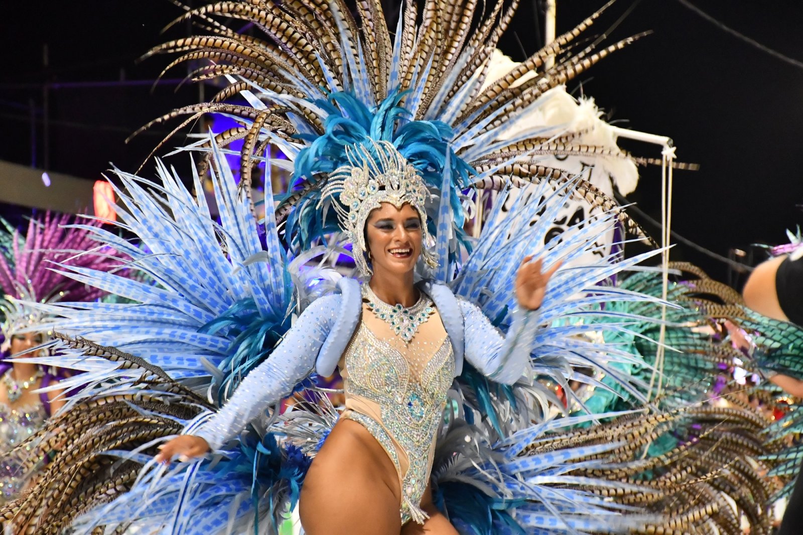 EL CARNAVAL DE CONCORDIA SE PREPARA PARA VIVIR LA SEXTA Y ÚLTIMA NOCHE