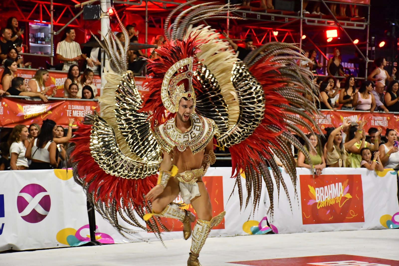 EL CARNAVAL DE CONCORDIA SE PREPARA PARA VIVIR LA SEXTA Y ÚLTIMA NOCHE