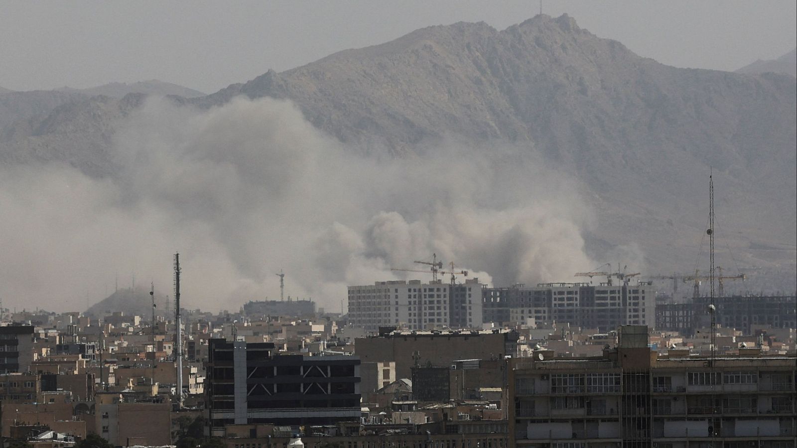 Irán lanzó misiles contra una base de Estados Unidos en Bahréin y escaló la tensión en Medio Oriente