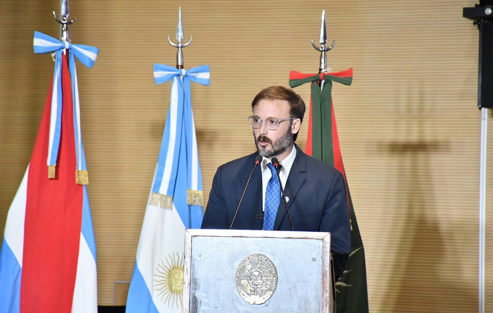 EL INTENDENTE AZCUÉ INAUGURÓ EL PERÍODO DE SESIONES DEL CONCEJO DELIBERANTE