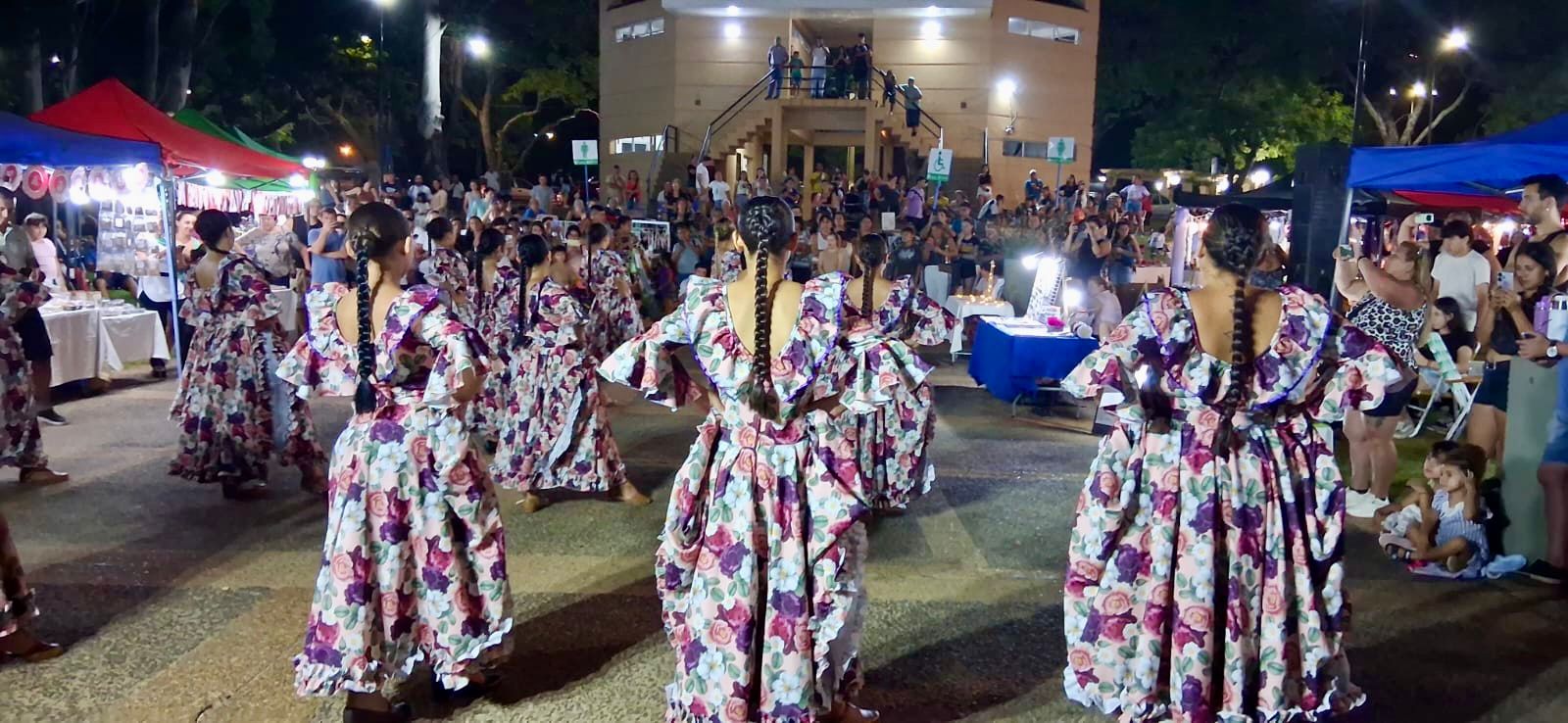 LA FERIA PASEO DEL RÍO CELEBRÓ UNA EDICIÓN ESPECIAL POR EL DÍA DE LA MUJER