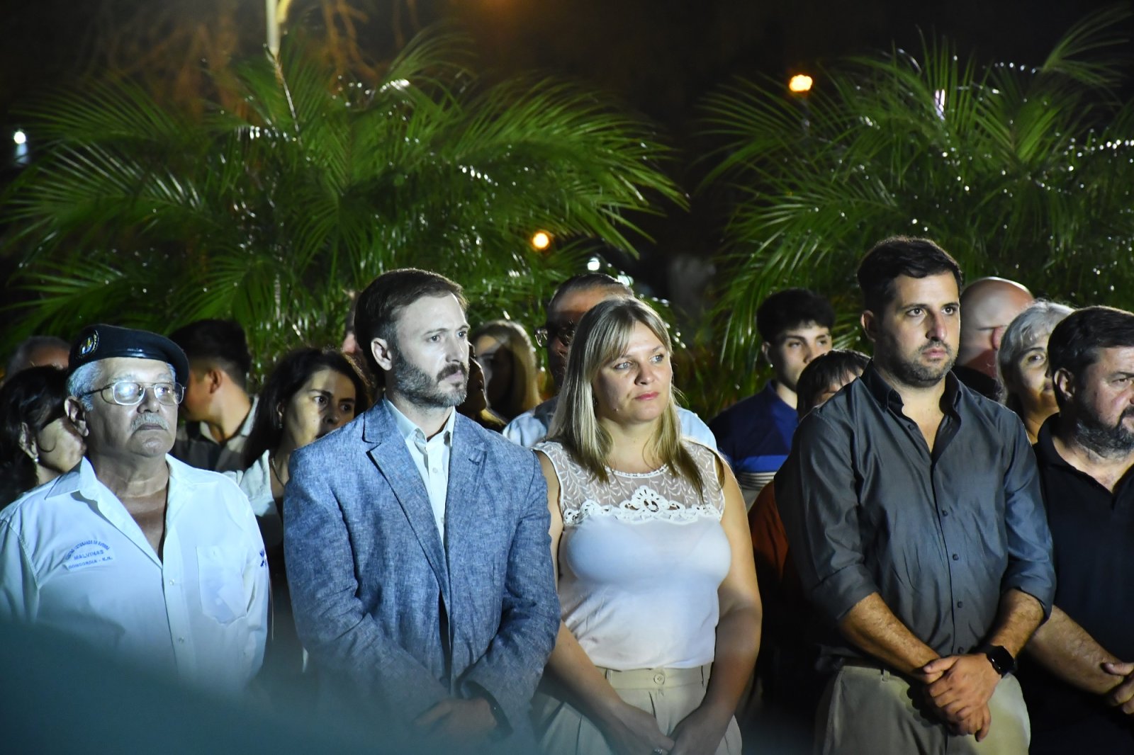 EN UN EMOTIVO ACTO, CONCORDIA RINDIÓ HOMENAJE A LOS VETERANOS Y CAÍDOS EN LA GUERRA DE MALVINAS