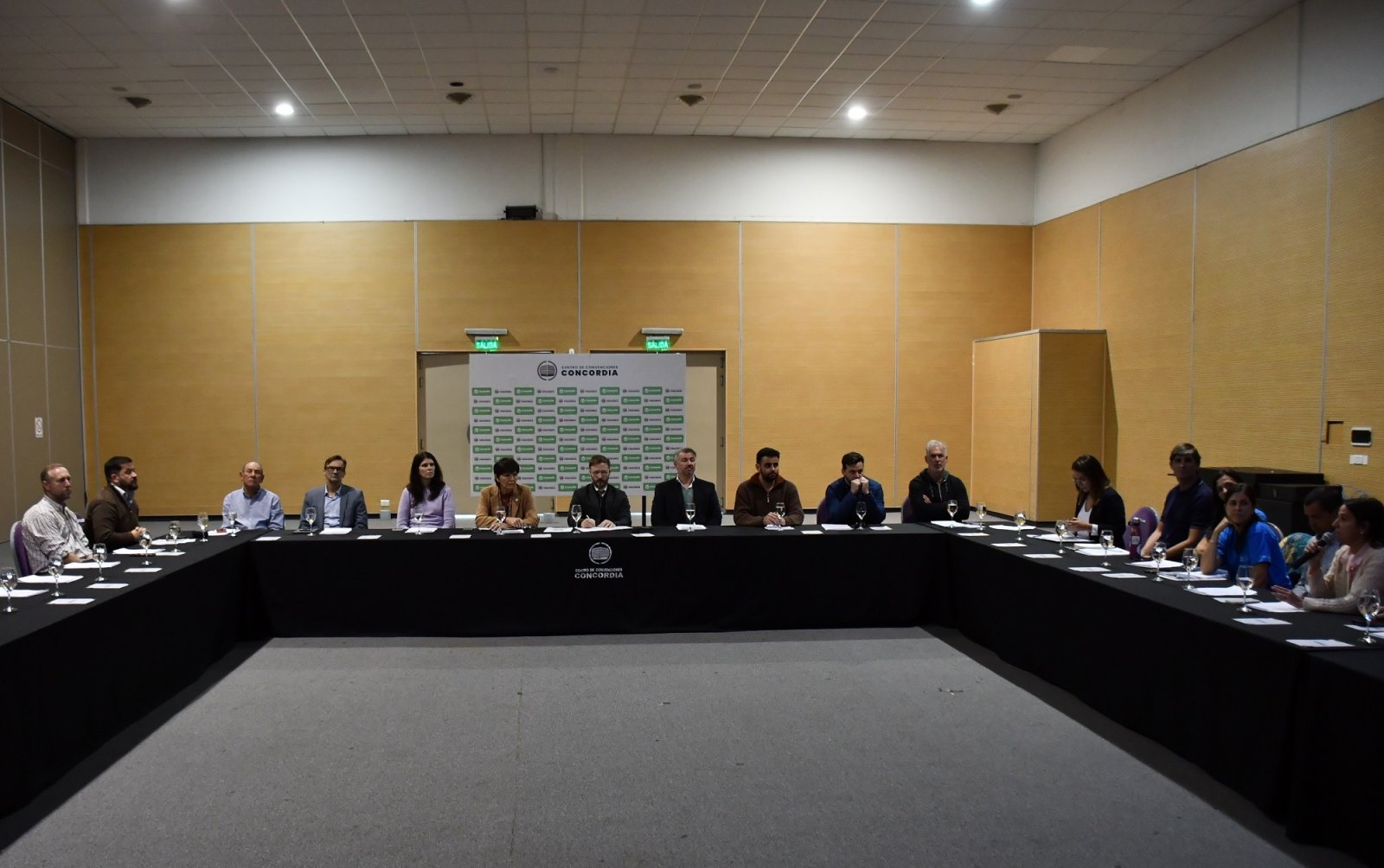 CONCORDIA REAFIRMA EL TRABAJO CONJUNTO ENTRE SECTORES PARA FORTALECER LA PRODUCCIÓN FRUTIHORTÍCOLA
