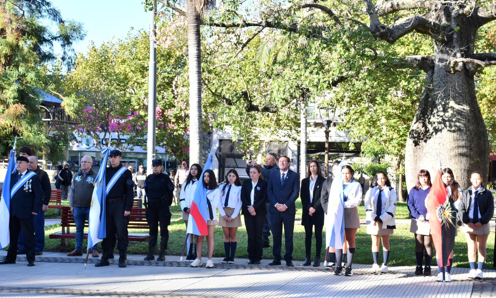 SE REALIZÓ EL ACTO CONMEMORATIVO POR EL 44° ANIVERSARIO DEL HUNDIMIENTO DEL CRUCERO ARA “GENERAL BELGRA NO”