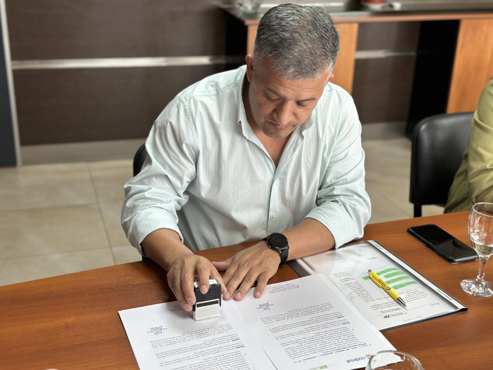 CODESAL firmó un convenio con la Asociación del Personal Jerárquico Municipal para impulsar el turismo y  la recreación