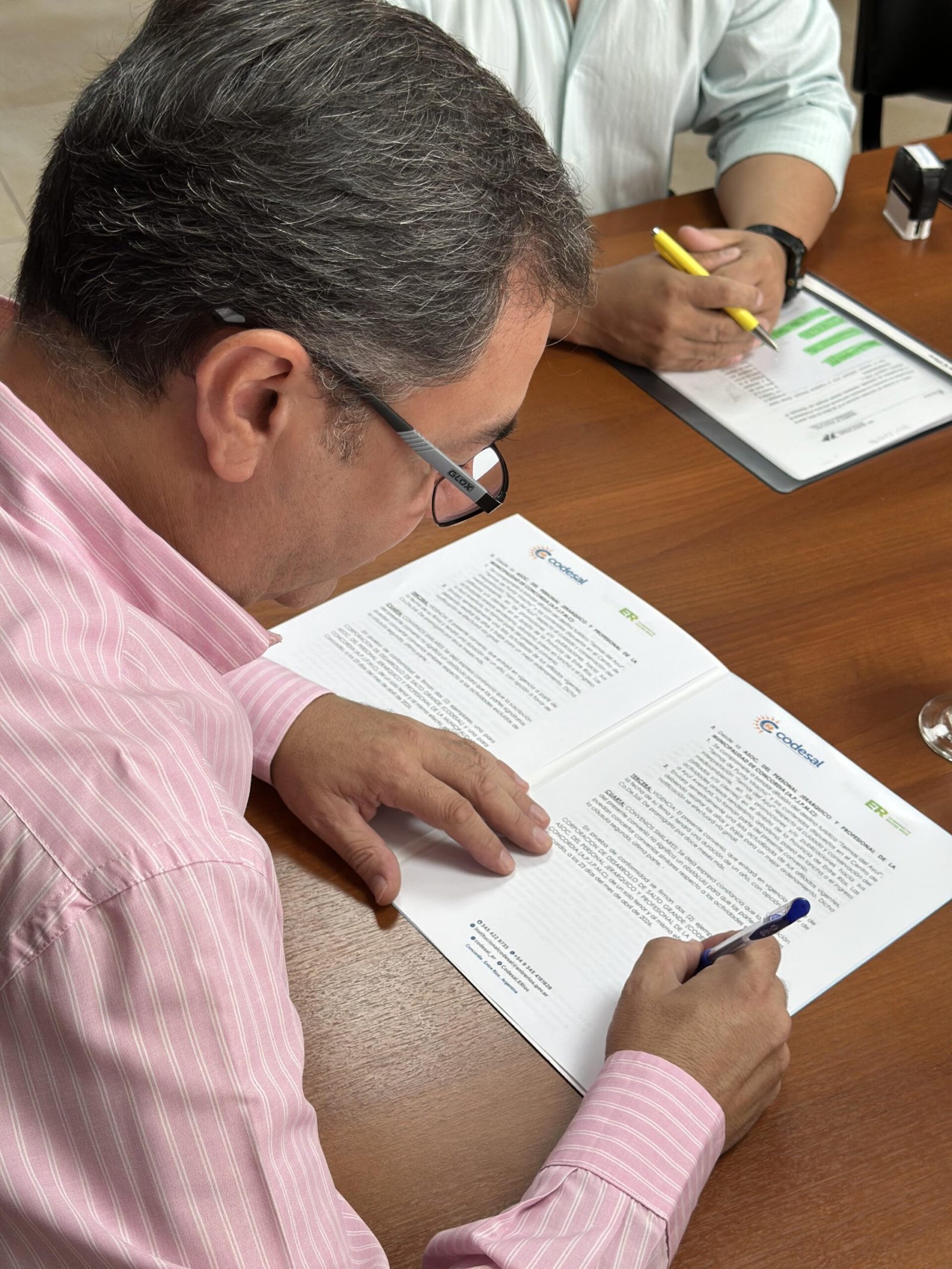 CODESAL firmó un convenio con la Asociación del Personal Jerárquico Municipal para impulsar el turismo y  la recreación