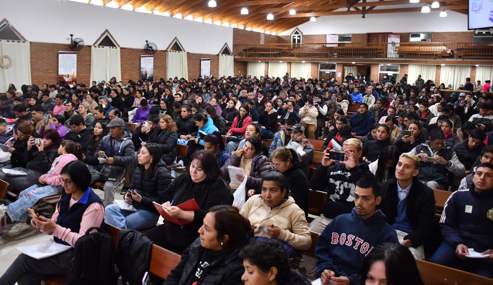 MÁS DE MIL VECINOS DE LA ZONA NOROESTE REALIZAN EL CURSO PARA OBTENER LA LICENCIA DE CONDUCIR