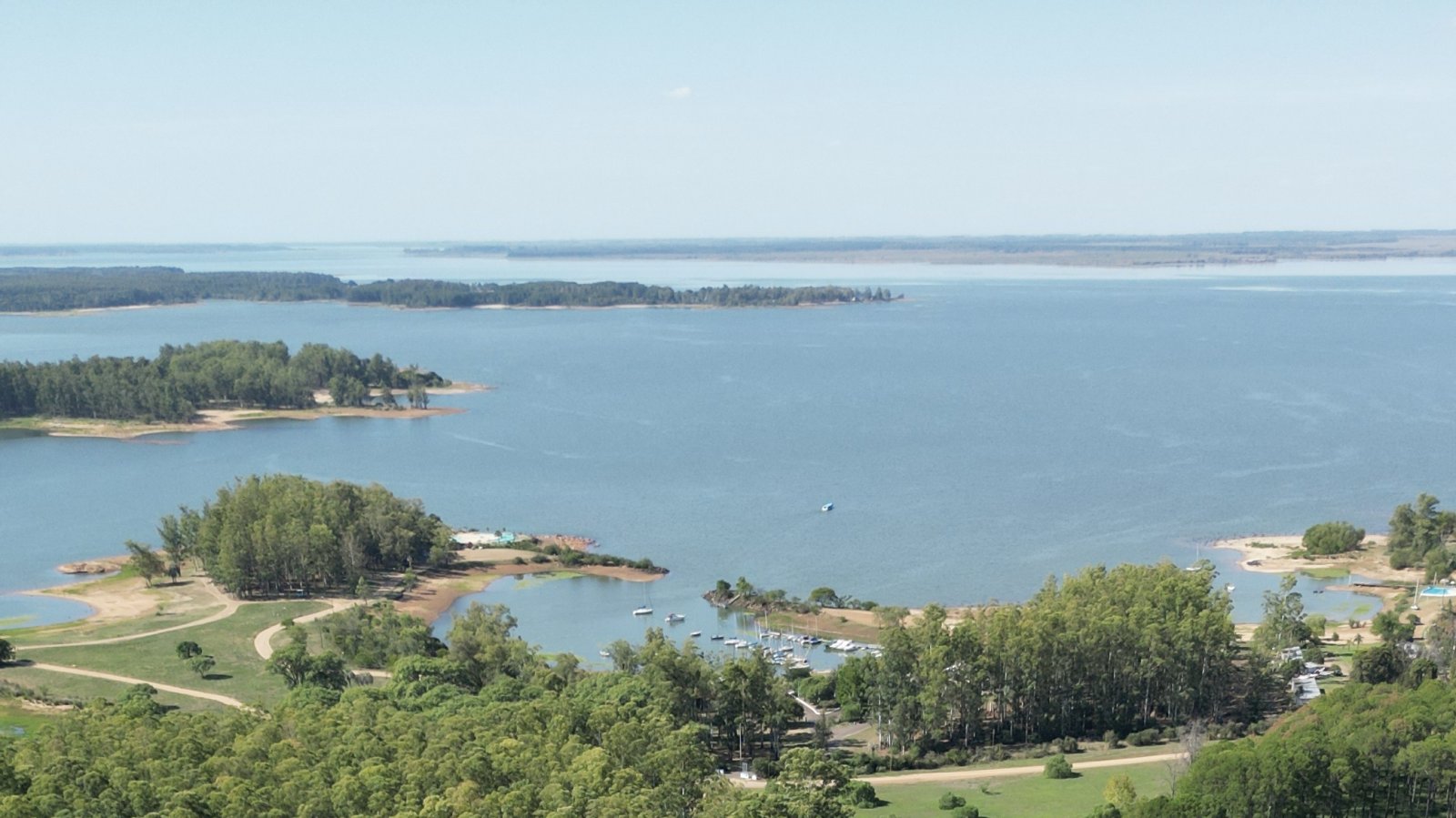 EL LAGO DE SALTO GRANDE VIVIRÁ UN FIN DE SEMANA A PURO DEPORTE, TURISMO Y ACTIVIDAD NÁUTICA