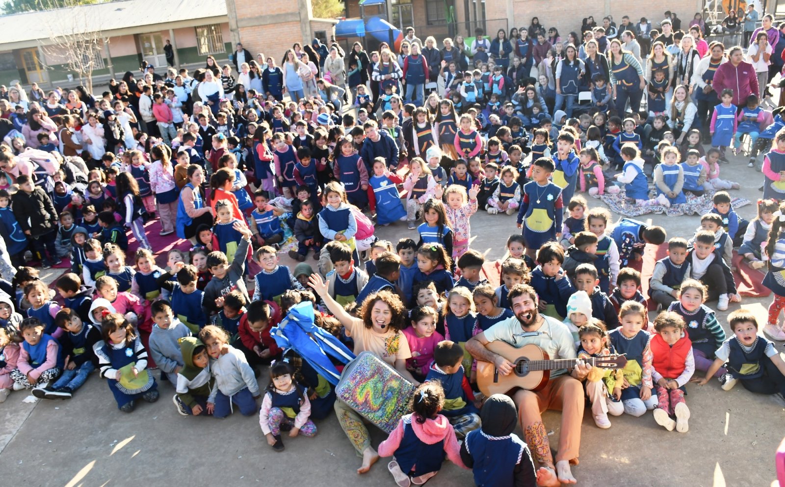 LA MUNICIPALIDAD CELEBRÓ EL DÍA DE LOS JARDINES DE INFANTES