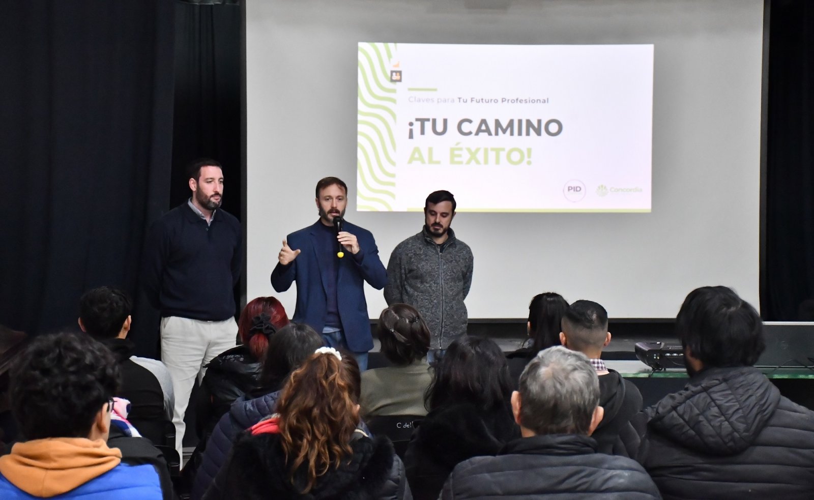 EL MUNICIPIO REALIZÓ UNA CAPACITACIÓN ORIENTADA A PERSONAS QUE BUSCAN INSERTARSE EN EL MERCADO LABORAL