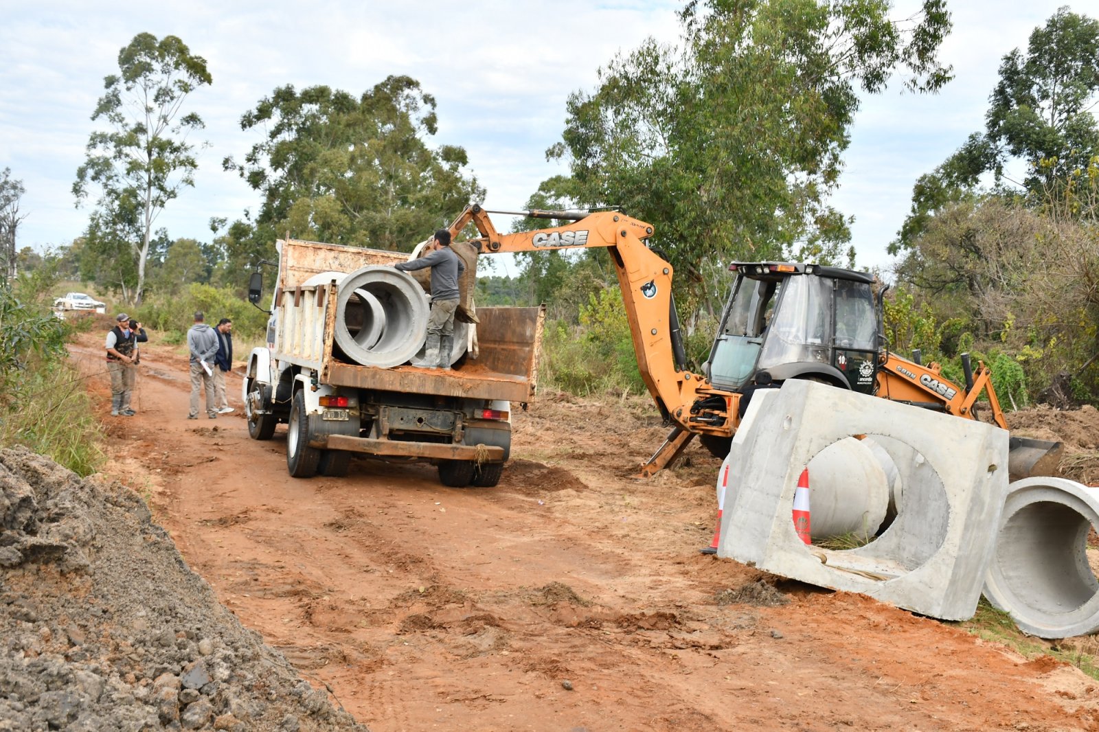 CON OBRAS PLUVIALES, LA MUNICIPALIDAD DA UNA SOLUCIÓN DEFINITIVA A UN SECTOR QUE SUFRÍA ANEGAMIENTOS EN L A ZONA NOROESTE