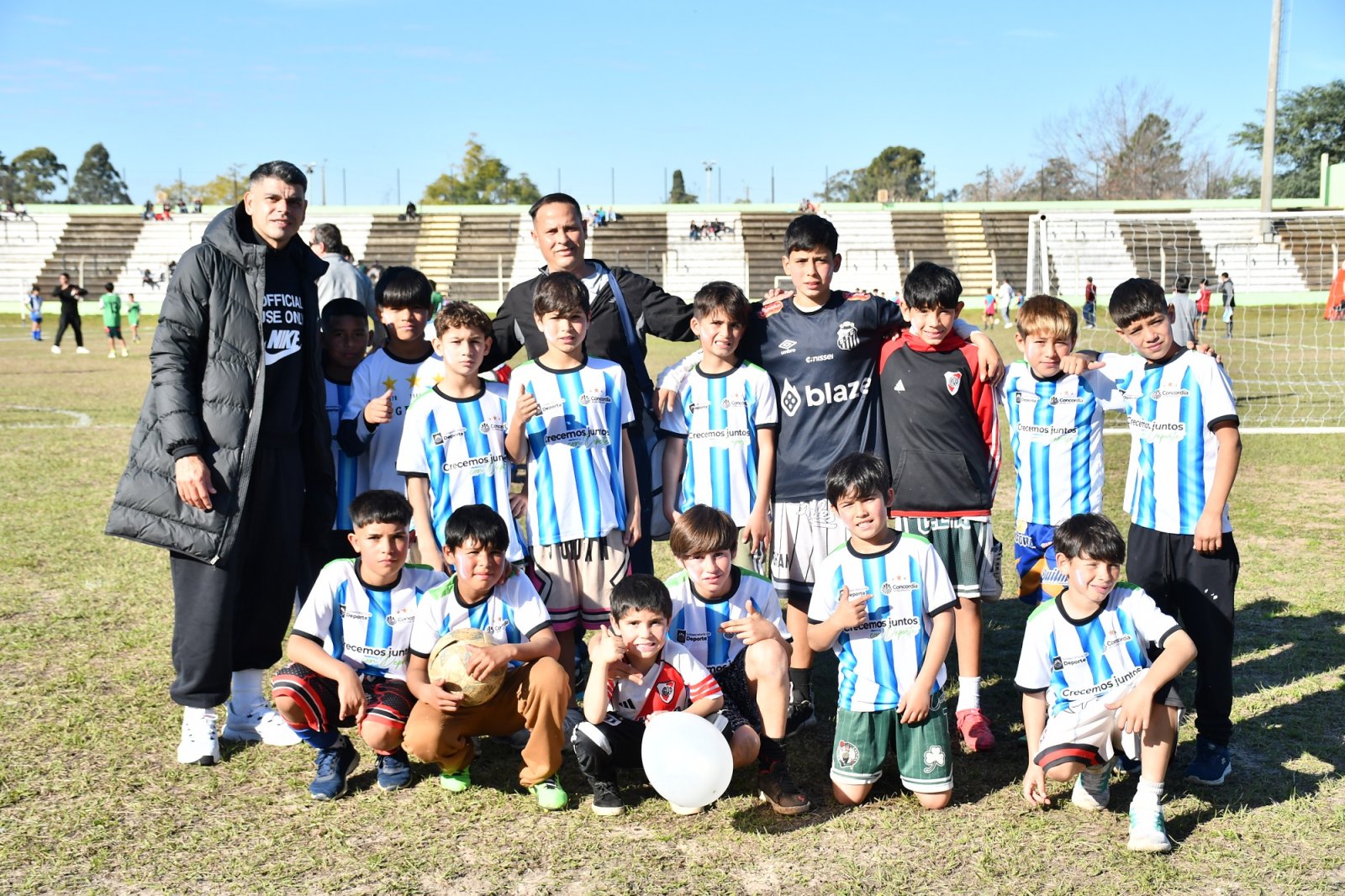 CON LA PARTICIPACIÓN DE 500 NIÑOS COMENZÓ EL “MUNDIALITO DE FÚTBOL SOCIAL 2026”