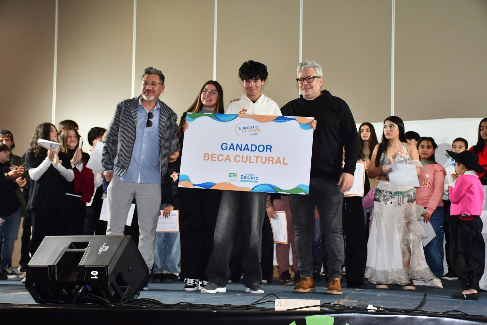 CONCORDIA FUE SEDE DE LA PRIMERA GALA DEL “BECARIO EN ESCENA 2026”