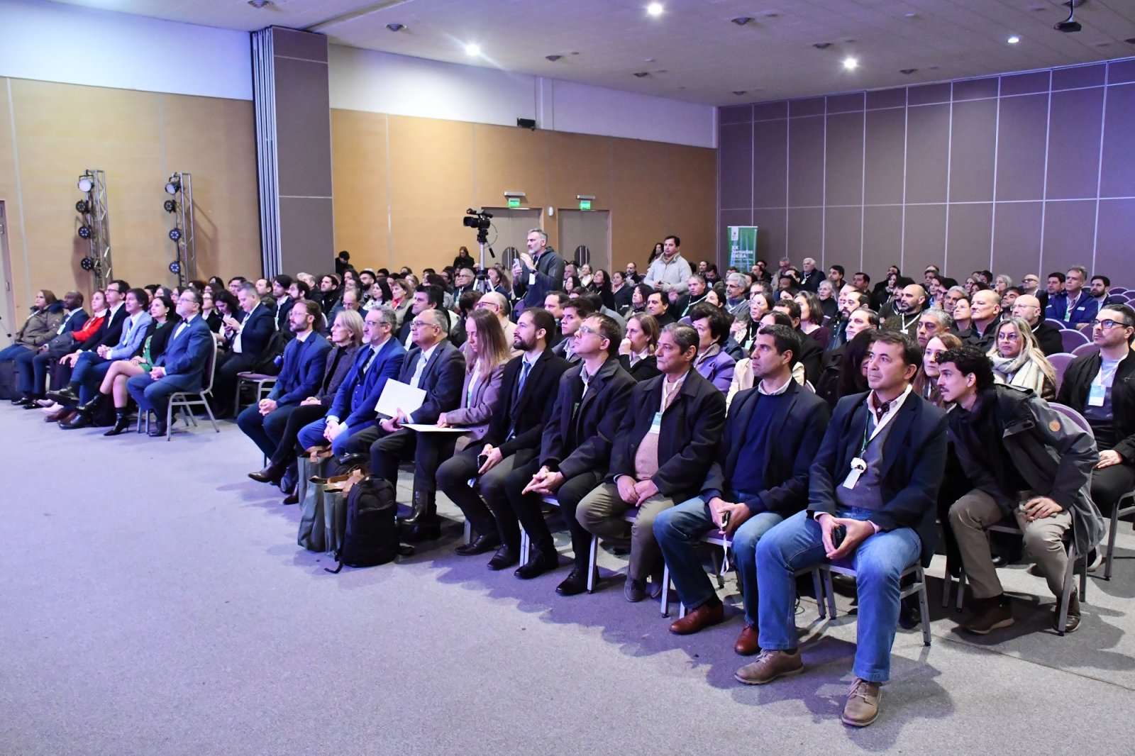AZCUÉ EN LA APERTURA DE LAS XX JORNADAS IDERA: “DETRÁS DE CADA MAPA HAY UNA POLÍTICA PÚBLICA, DETRÁS  DE CADA DATO HAY UNA PERSONA”