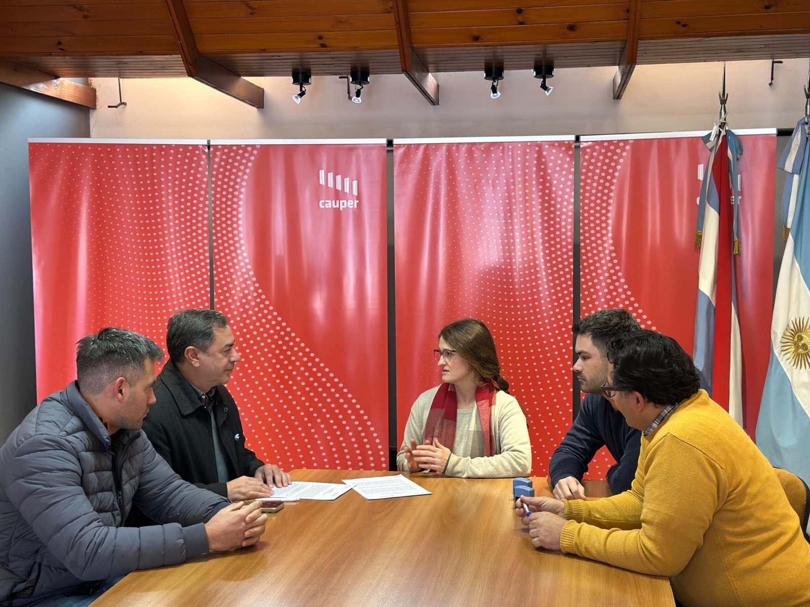 CODESAL Y EL COLEGIO DE ARQUITECTOS ACORDARON IMPULSAR PROYECTOS PARA EL DESARROLLO DEL LAGO SALTO GRANDE