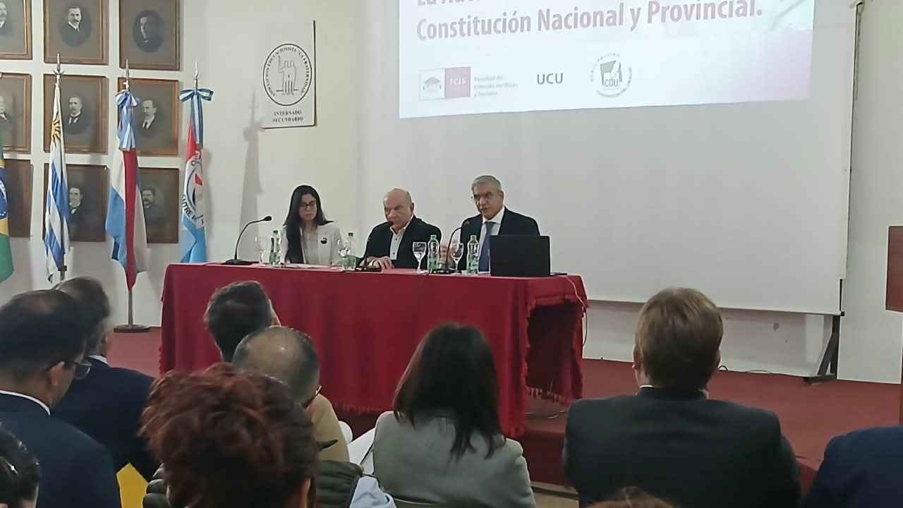 La Universidad de Concepción del Uruguay (UCU) reunió a especialistas para debatir sobre la autonomía municipal