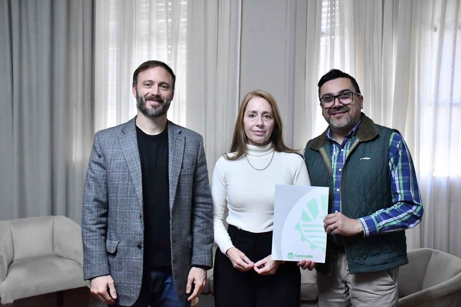 EL MUNICIPIO Y DEPARTAMENTAL DE ESCUELAS IMPLEMENTARÁN UN PROGRAMA DE SALUD INTEGRAL DESTINADO A ALUMNOS Y DOCENTES