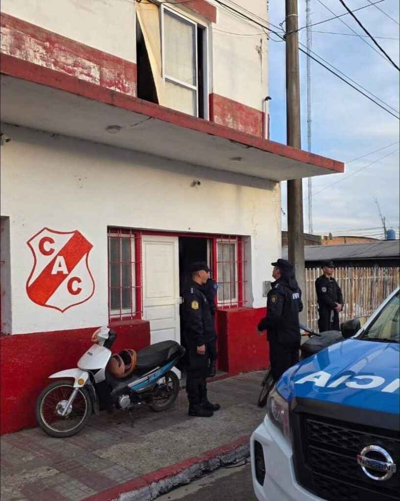 Allanaron la sede del Club Colegiales por un robo en un conocido supermercado: Sosa dió su versión - Conectados Concordia